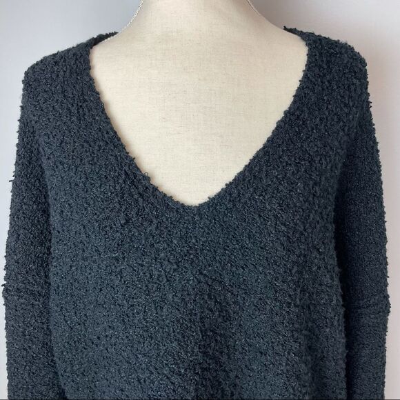 Free People Solid Black Over Sized V Neck Pullover Chunky Cotton Sweater size M - Picture 7 of 14